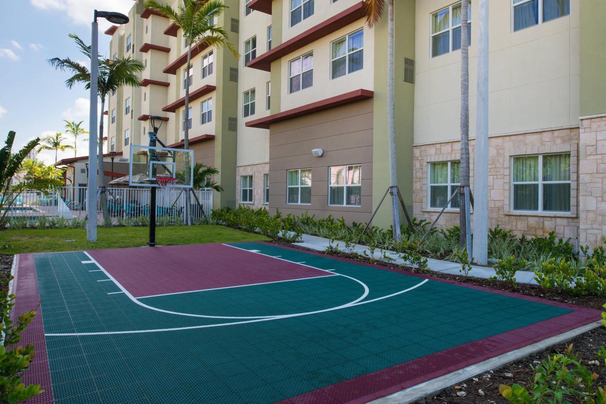 迈阿密西/佛罗里达高速路万豪国际原住酒店 海厄利亚加登斯 外观 照片